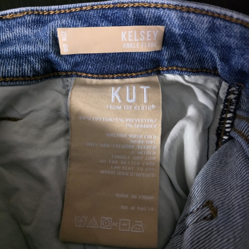 KUT FROM THE KLOTH Women's Kelsey  Ankle Flare Denim Jeans Mid Rise Size 4 - Picture 12 of 12